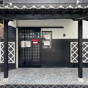 Nomad East 도쿄